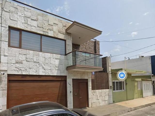 VENTA DE CASA EN VERACRUZ COL MIGUEL ALEMAN