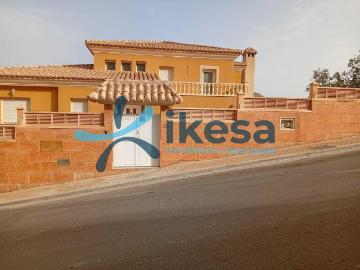 VENTA DE CASA EN VÍCAR ALMERÍA