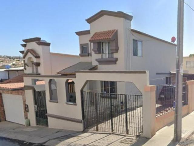 VENTA DE CASA EN VILLA RESINDECIAL DEL PRADO