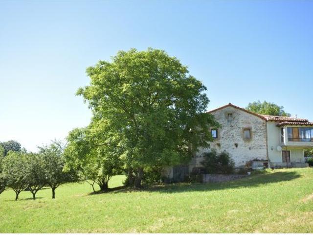 Venta de casa en Villacarriedo