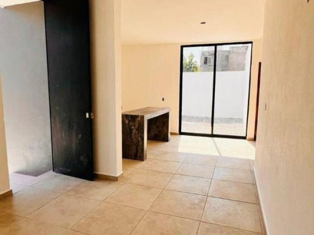 Venta de casa en villas del Palmar a dos cuadras de Benito Juárez