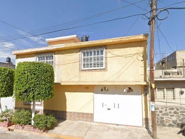 VENTA DE CASA EN VIVEROS XALOSTOC ECATEPEC DE MORELOS
