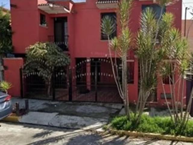 Venta de Casa en Xalapa, cerca de servicios en Sebastián Lerdo de Tejada Indeco