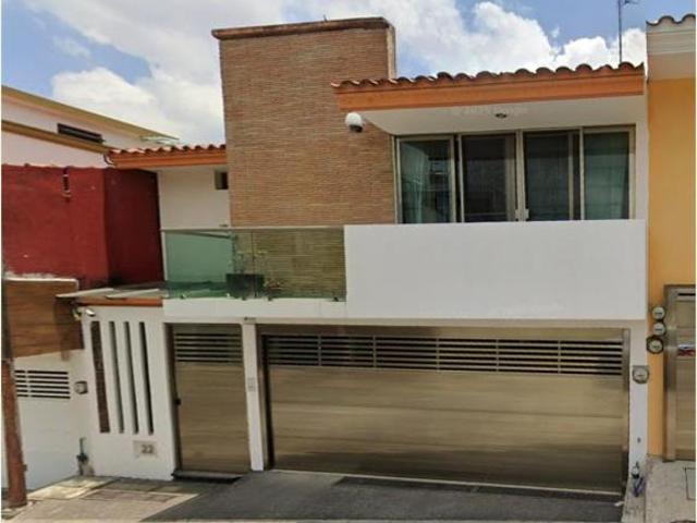 VENTA DE CASA EN XALAPA DE ENRIQUEZ, SINGAPUR 22,COL CENTRO, VERACRUZ