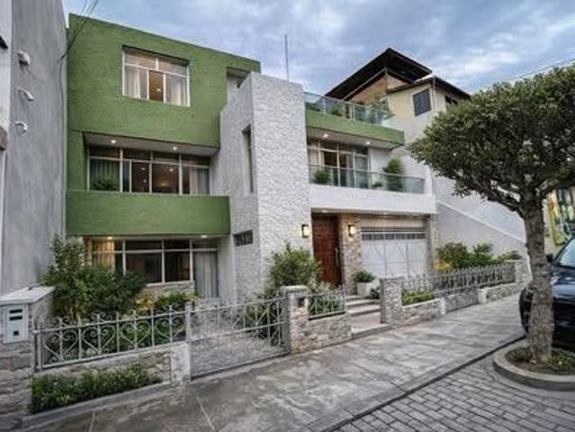 VENTA DE CASA EN YANAHUARA