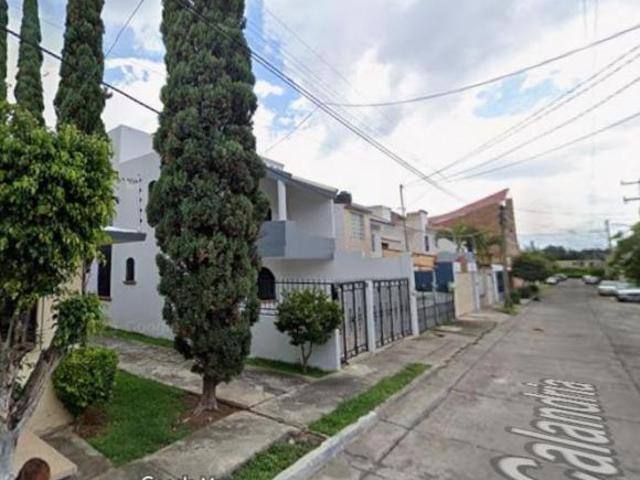 VENTA DE CASA EN ZAMORA DE HIDALGO MICHOACAN CALLE CALANDRIA COL SAN JOAQUIN