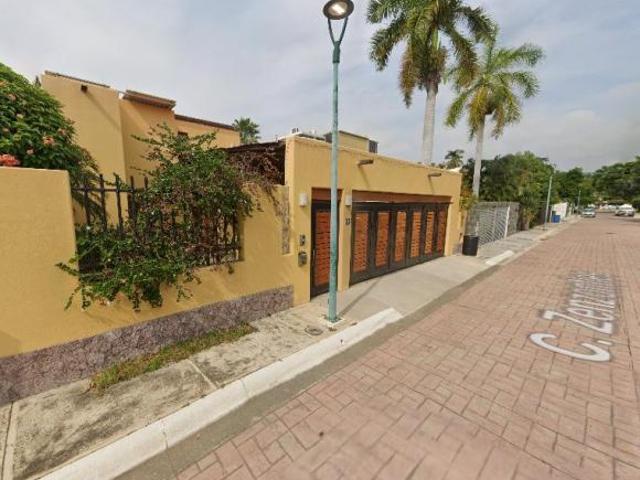 VENTA DE CASA EN ZENZONTLES IXTAPA