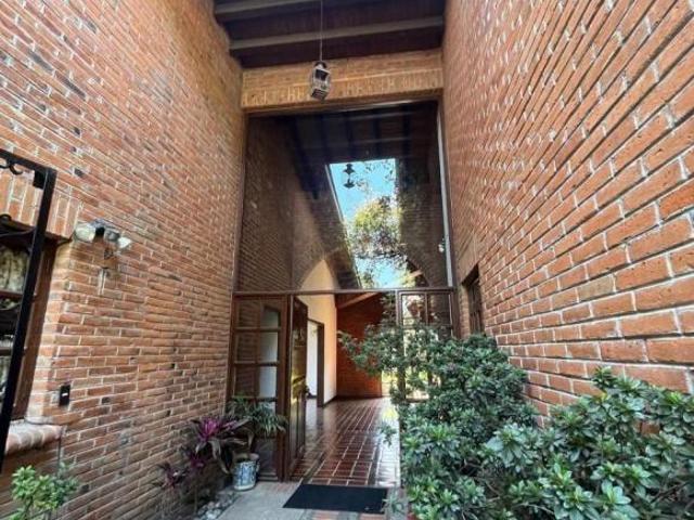 VENTA DE CASA ESTILO CAMPRESTRE FRÁNCES