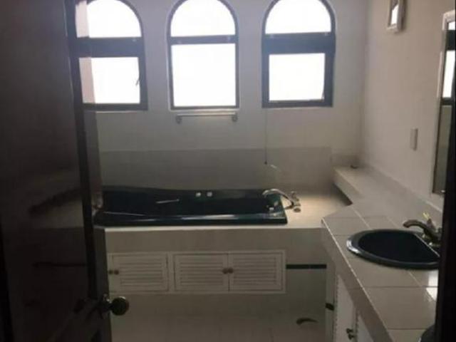 VENTA DE CASA FUENTES DE TEPEPAN