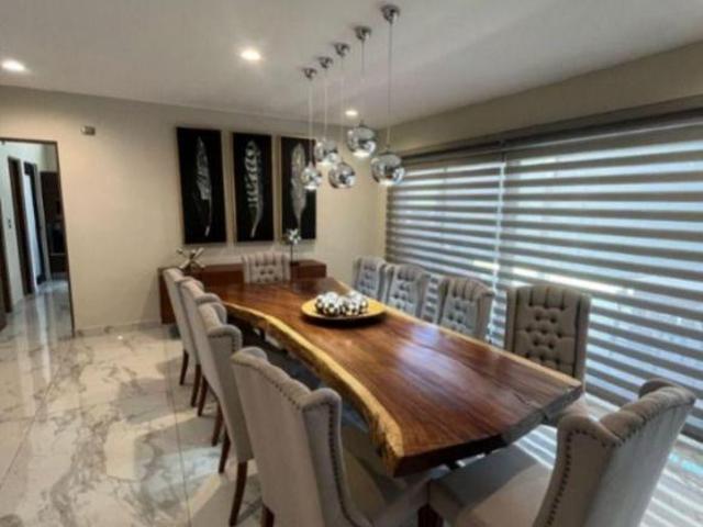 VENTA DE CASA, FRACCIONAMIENTO MAGNO RESIDENCIAL