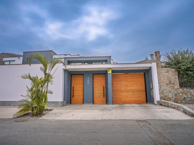 Venta de Casa III etapa sol de la molina, 4 dormitorios y 4 cocheras