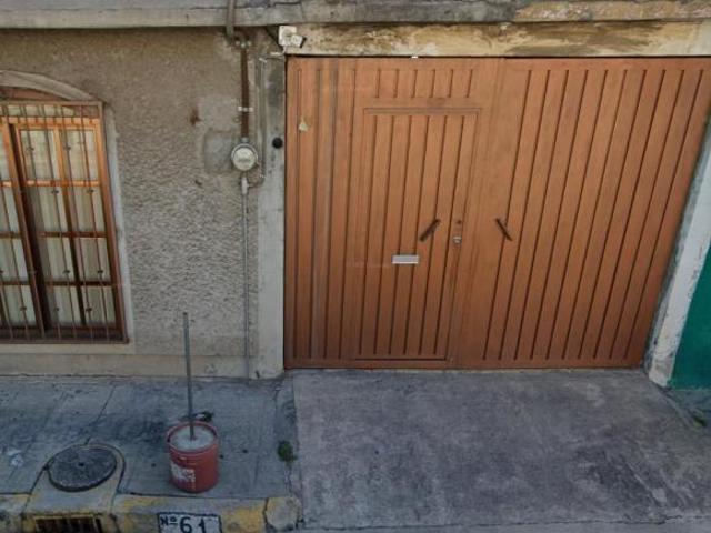 VENTA DE CASA: INVERSIÓN PATRIMONIAL EN SAN JUAN DE ARAGÓN