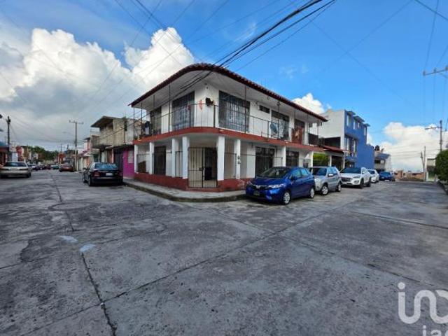 Venta de casa para inversión Colonia Constituyentes en Xalapa
