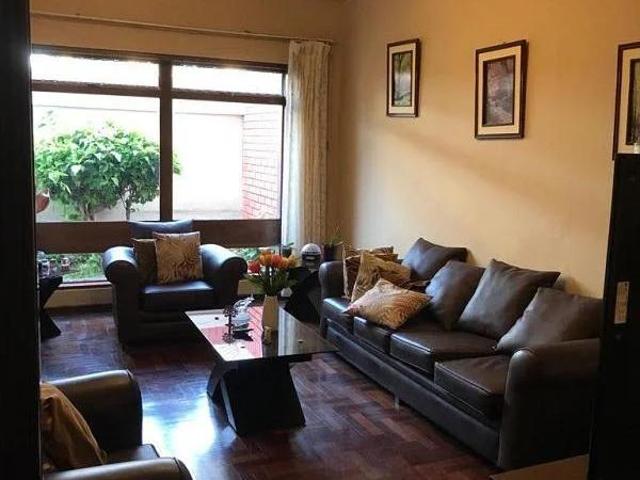 Venta de casa para negocio o vivienda alt plaza vea sucre pueblo libre