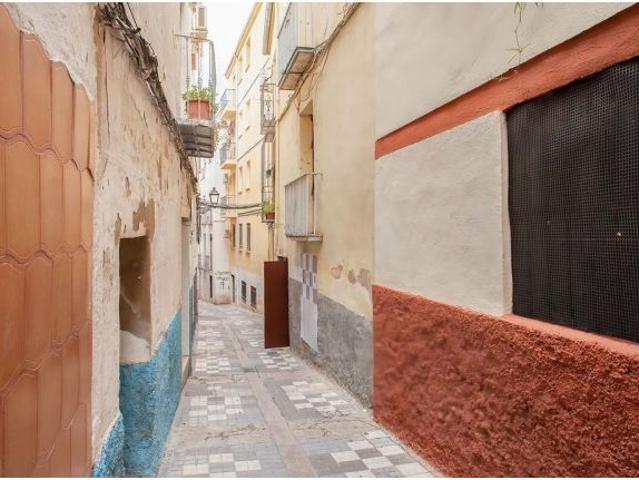Venta de Casa para Reformar en Jaén