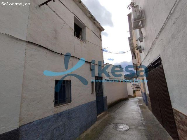 Venta de Casa para Reformar en Quesada, Jaén