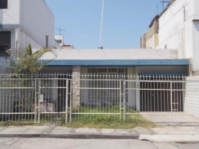 Venta De Casa Para Remodelar O Terreno