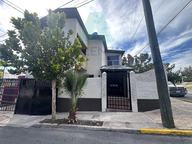 VENTA DE CASA POR LOMAS VALLARTA