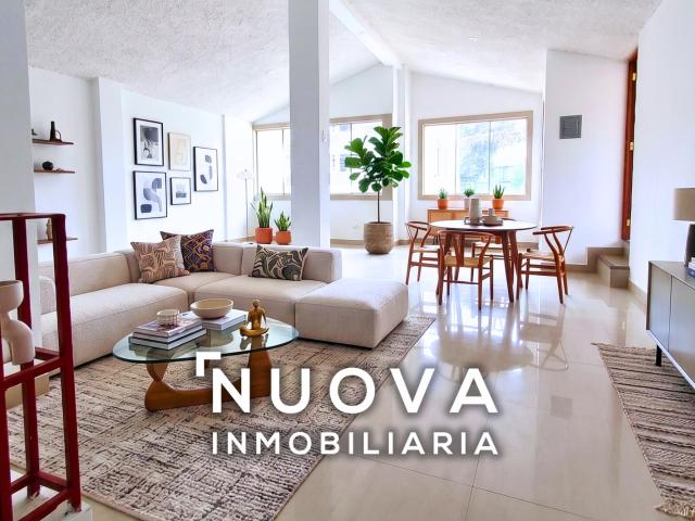 Venta de Casa Remodelada en Villa Sol