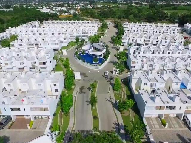 VENTA DE CASA SALAGUA, MANZANILLO MODELO EMPOLI EN RESIDENCIAL MAR DE PLATA