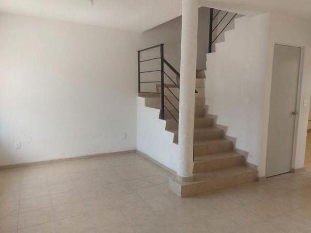 VENTA DE CASA SEMINUEVA, 3 RECAMARAS, FRACCIONAMIENTO PRIVADO, HUEJOTZINGO, PUEBLA, C.P. 74106