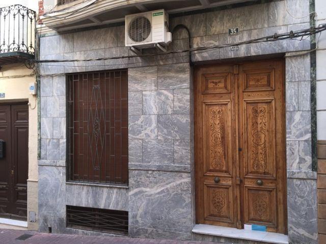 Venta de Casa Señorial Centro de Abaran