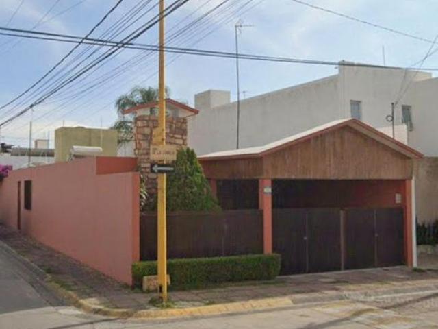 VENTA DE CASA SIERRA DE LA CANELA BOSQUES DEL PRADO AGUASCALIENTES