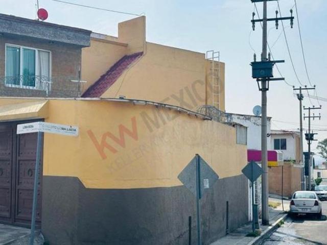 VENTA DE CASA SOLA EN ESQUINA EN FRACCIONAMIENO LOMAS DE IXTAPALUCA