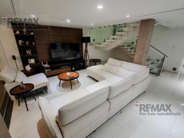 Venta o Renta de Casa sola en excelente ubicaci?n en la Ciudad de M?xico, Jard?n Balbuena?Clave 6097