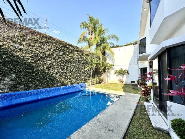 Venta de Casa sola en Fracc. Pedregal de las Fuentes. Clave 6173