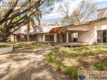 Venta de casa sola para remodelar en Vista Hermosa, Cuernavaca, Morelos…Clave 3028