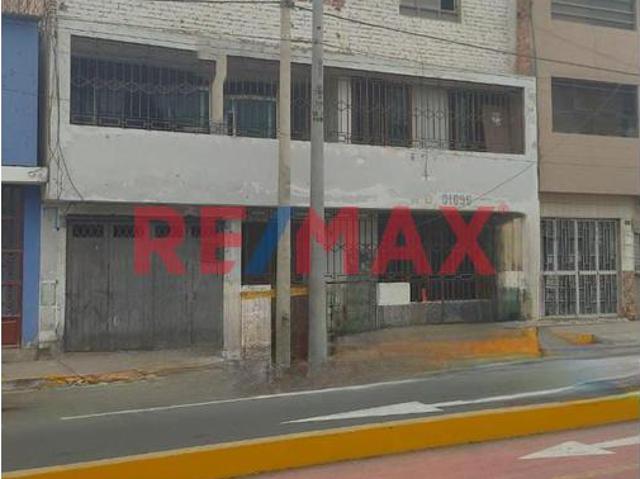 Venta De Casa Terreno Huacho