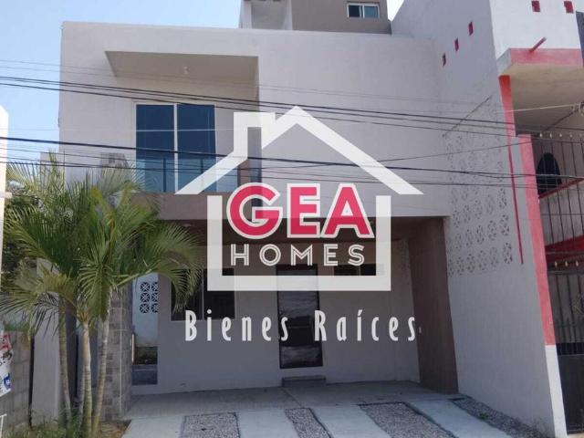 VENTA DE CASA UBICADA EN LA COL. LOMA ALTA, TAMPICO, TAMPS