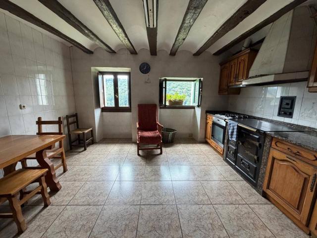 Venta de casa unifamiliar independiente en Hernialde
