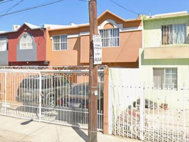 VENTA DE CASA VETERINARIOS NUMERO 14312 UNIVERDIDAD SUR TIJUANA BAJA CALIFORNIA