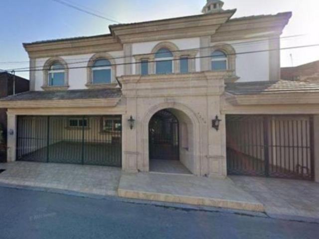 VENTA DE CASA 18 DE DICIEMBRE COL. EL ROBLE SAN NICOLAS DE LOS GARZA C.P. 66450 NUEVO LEON