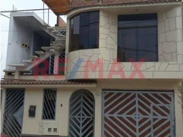 Venta De Casa 2 Pisos