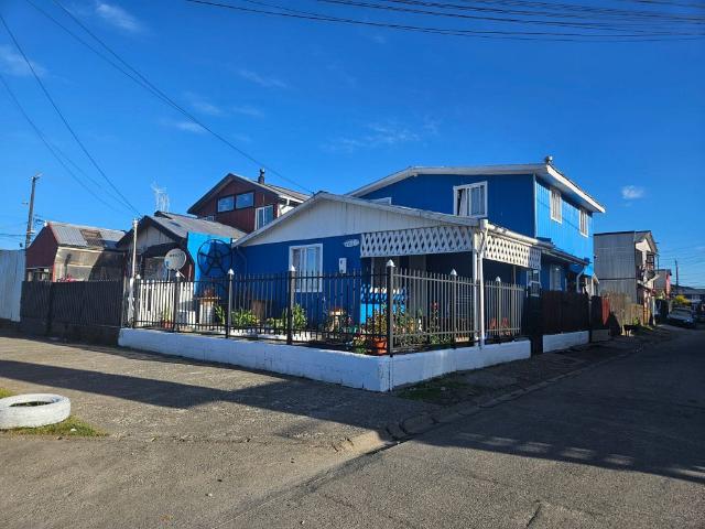 VENTA DE CASA 2 PISOS EN ALERCE SUR