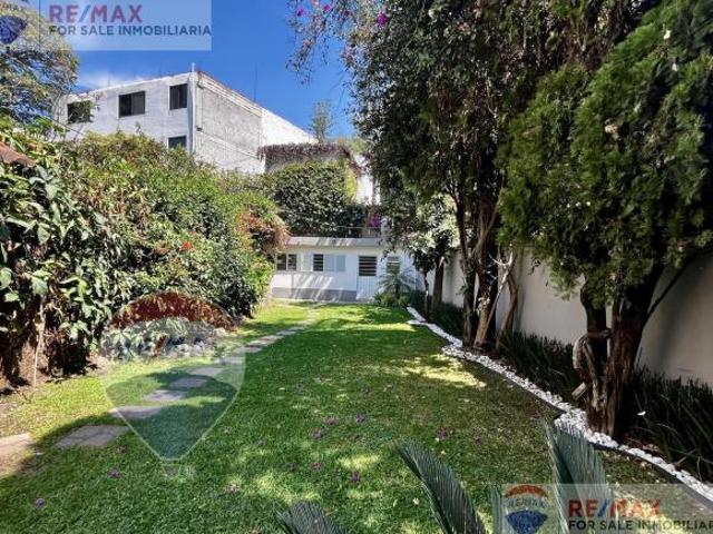 Venta de casa 3 niveles, Col. Las Palmas, Cuernavaca, Morelos…Clave 4796