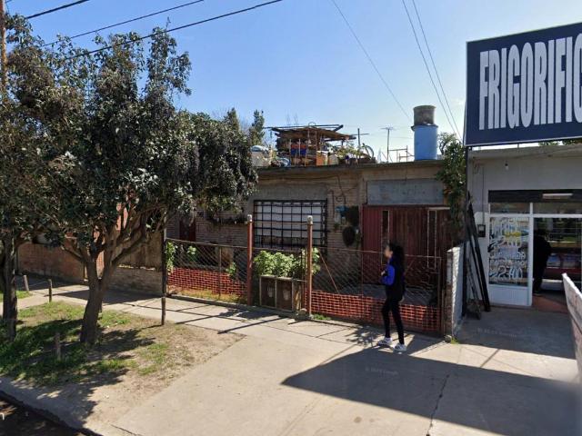 Venta de Casa 4 ambientes en Almirante Brown Glew