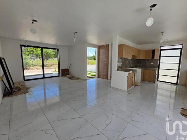 Venta de casa 8 en Cafetal de las Cumbres en Coatepec