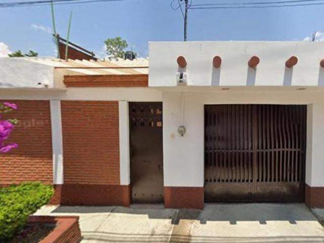 VENTA DE CASACalle Vicente Guerrero 7 colonia Villa de Etla Municipio Villa de Etla C.P.68200 Oax