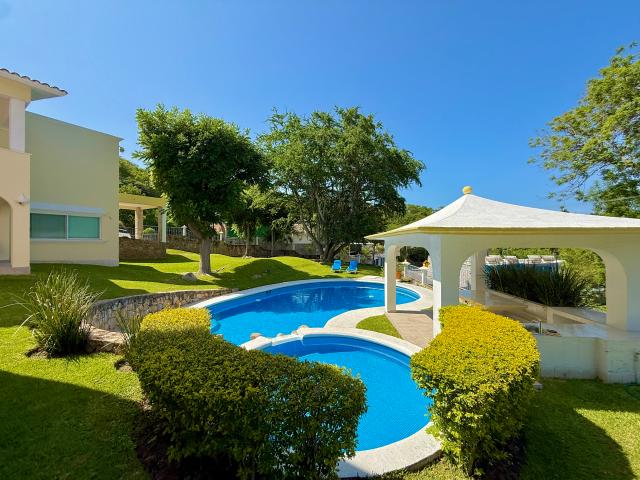 Venta de casas en Club de Golf Santa Fe, Cuernavaca, Morelos. Clave 6345