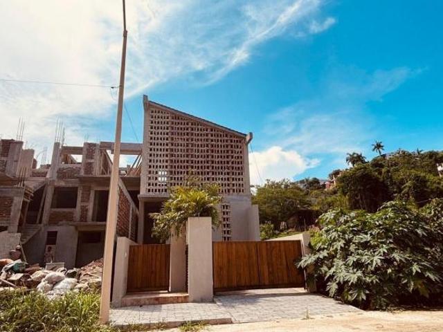 Venta de Casas en Playa La Ropa, Zihuatanejo Tamarindos Residencial