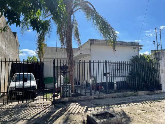 Venta de Chalet 3 ambientes en Tres De Febrero Pablo Podesta