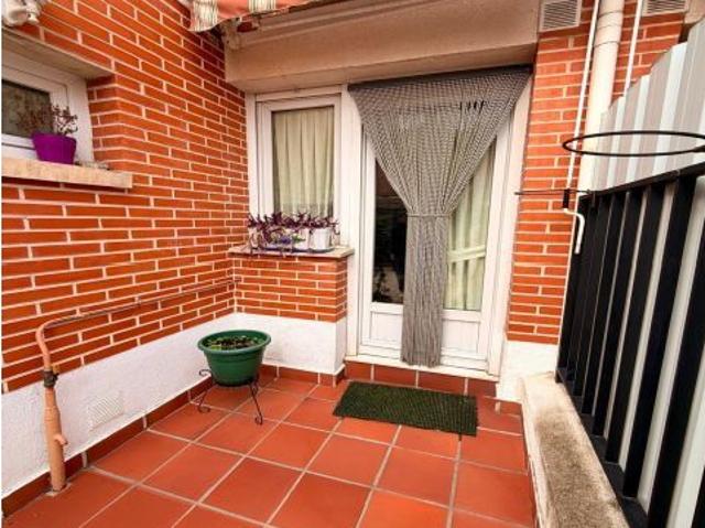 VENTA DE CHALET EN ARROYO