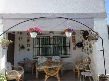 VENTA DE CHALET INDEPENDIENTE EN EL CENTRO DE SANTA MARTA