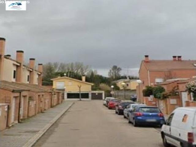 Venta de chalet situada en Simancas Valladolid