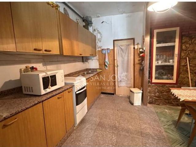 VENTA DE CHALET PARA REFORMAR EN LA ALGUEÑA