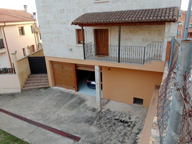 Venta de chalet unifamiliar en Ciudad Rodrigo